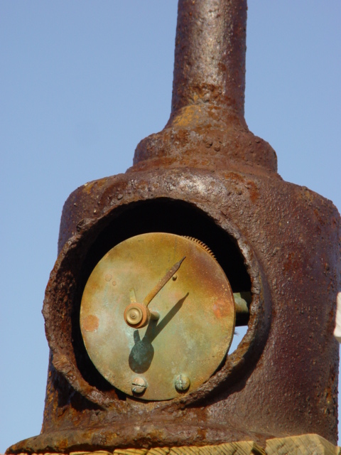 2004-05 Shackleton's 'Nimrod' hut anemometer (004)
