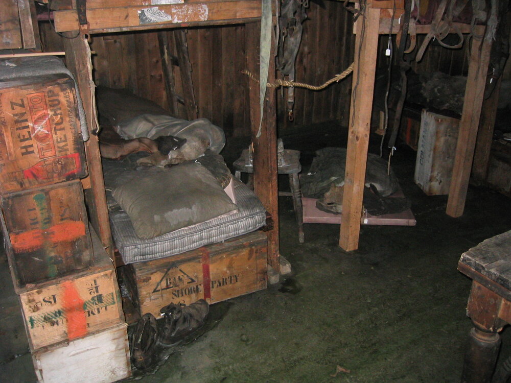 2004-05 Scott's 'Terra Nova' hut, snow removal results (011)