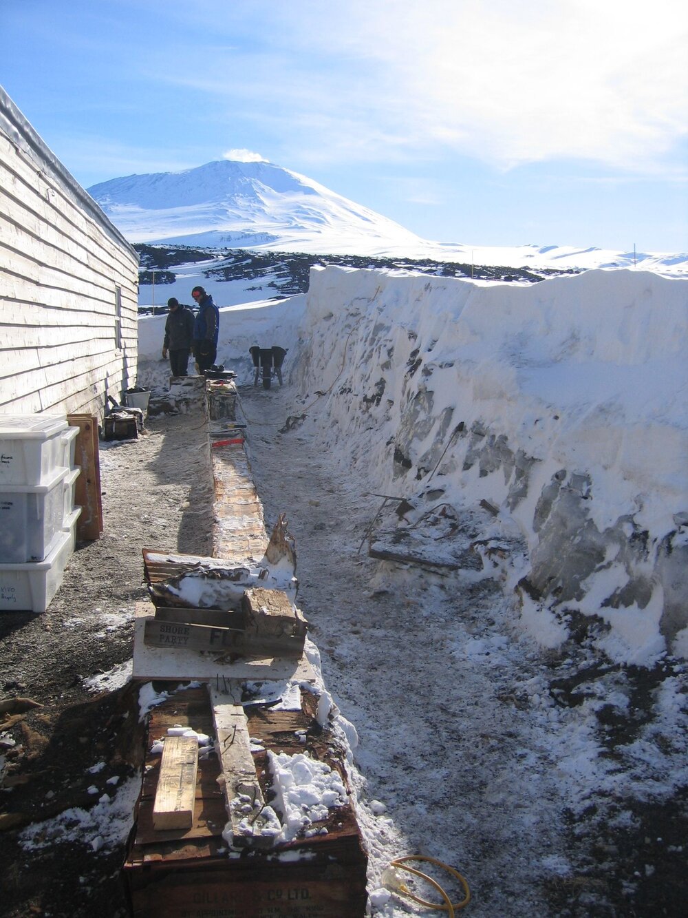 Excavation progress of Bowers' Annexe
