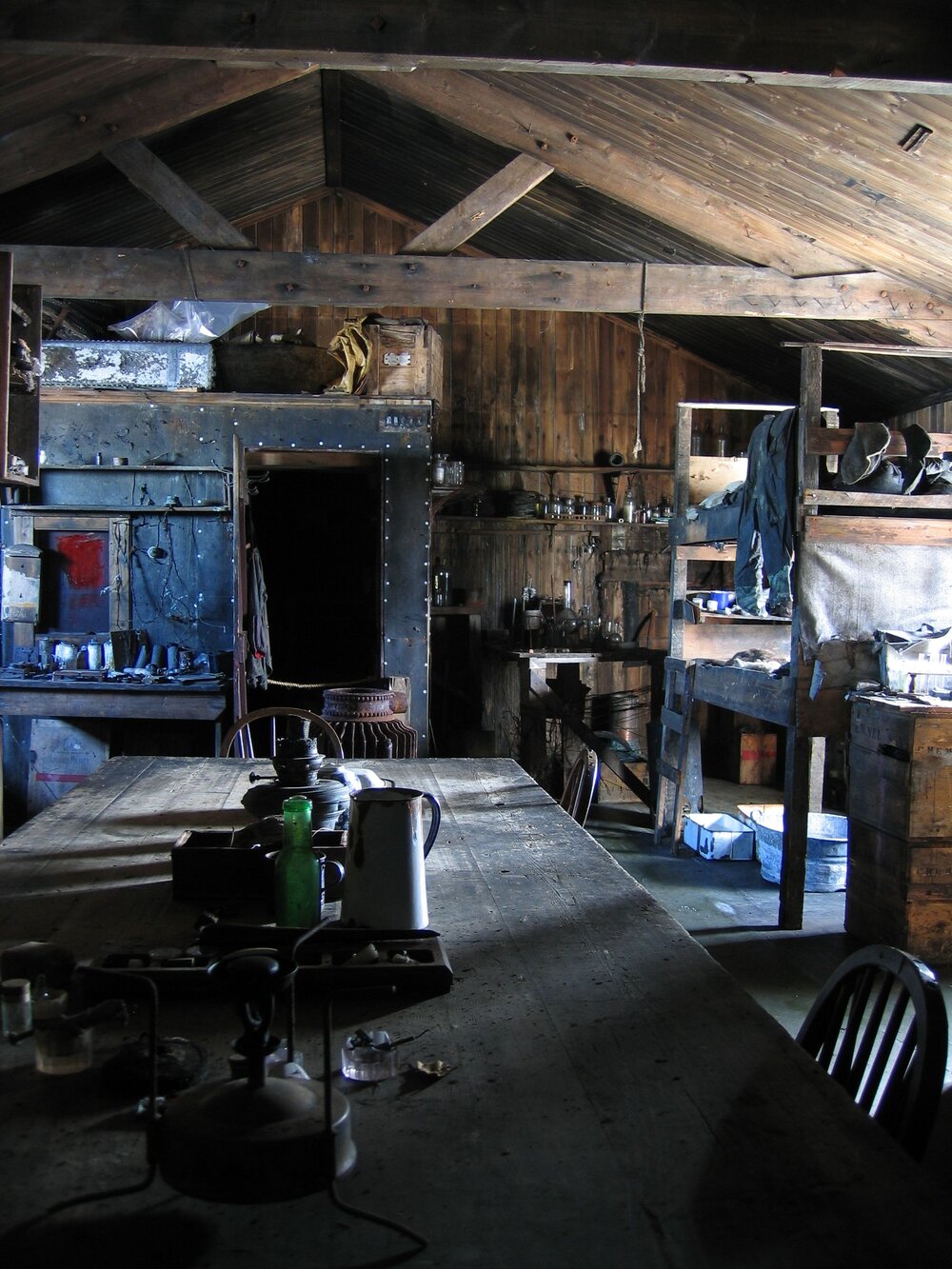 2007 K170, Scott's 'Terra Nova' Hut - Wardroom, looking east