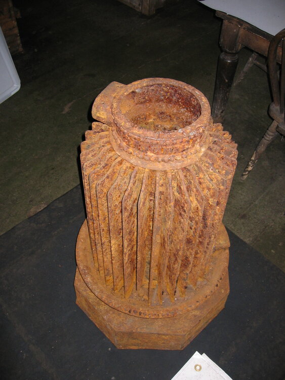 2007 K170, Scott's 'Terra Nova' Hut - Cast iron Gurney's Patent stove (001)