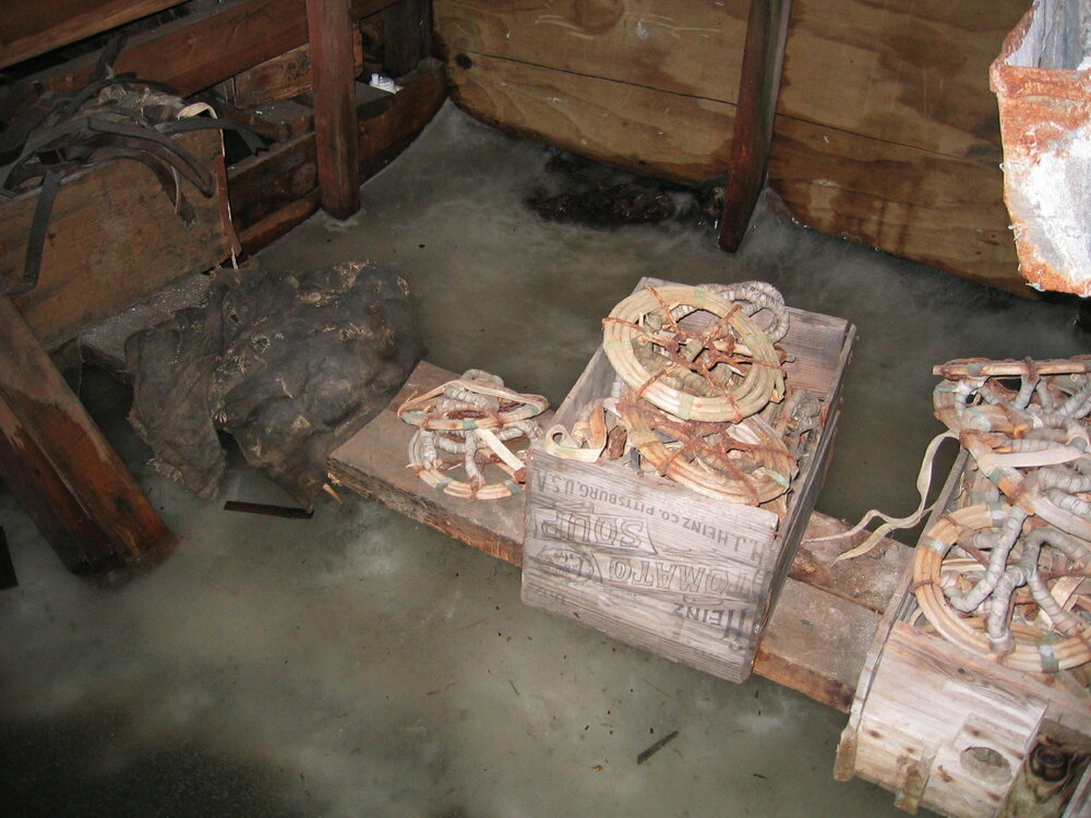 2004-05 Scott's 'Terra Nova' hut, work task, inspection (22)