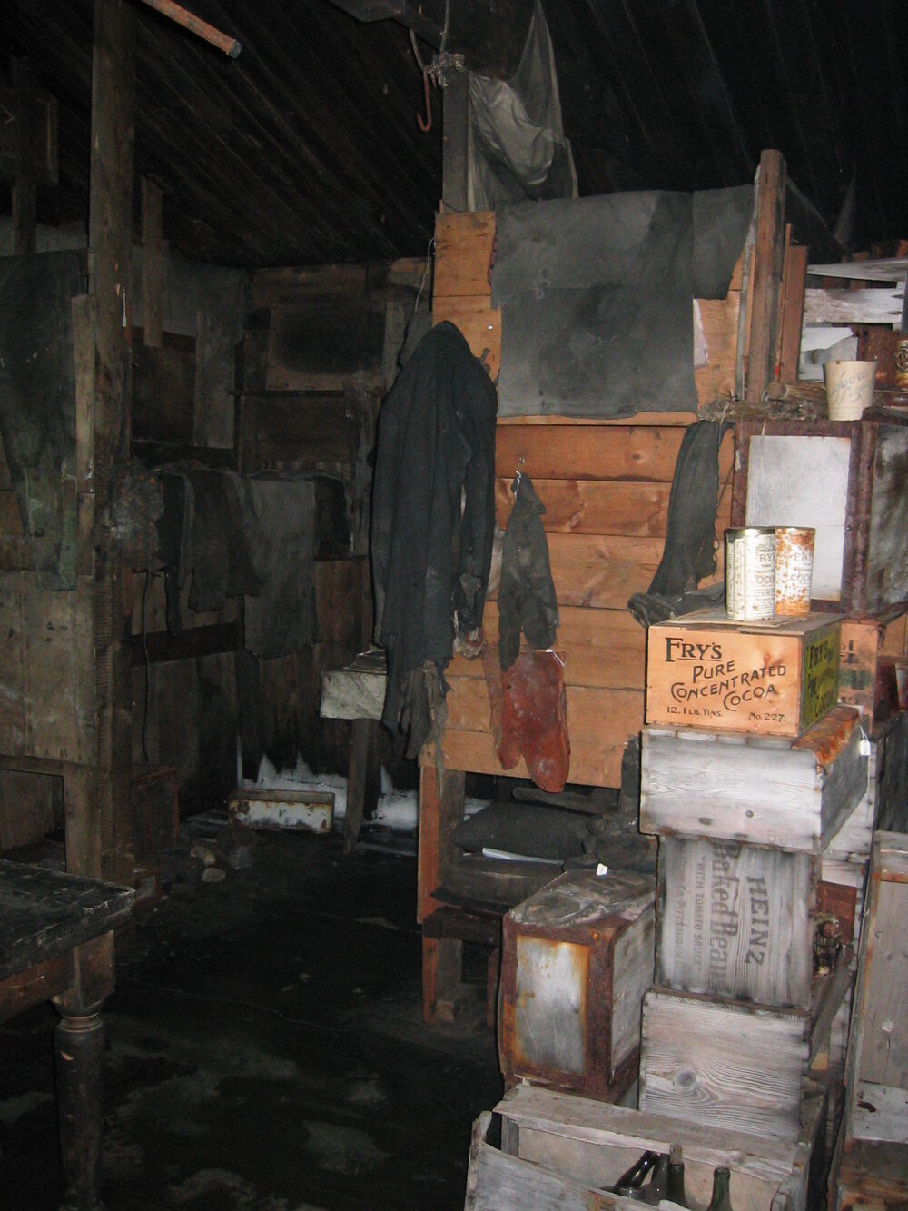 2004-05 Scott's 'Terra Nova' hut, work task, inspection (114)