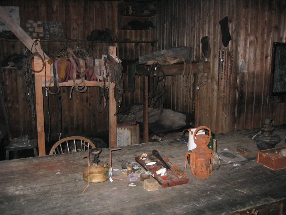 2004-05 Scott's 'Terra Nova' hut, work task, inspection (122)