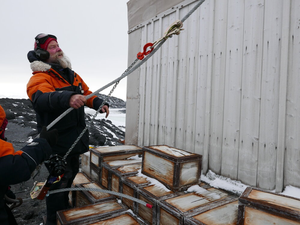 2020-21 Conservators at work (015)
