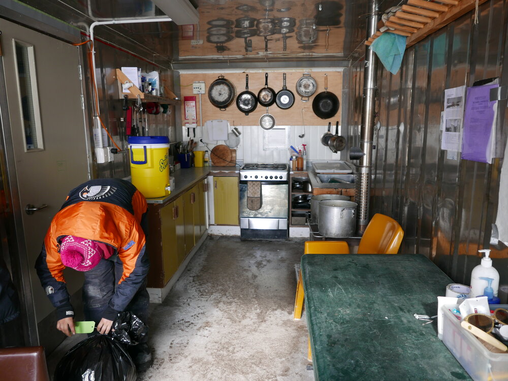 2020-21 'Terra Nova' Hut, West Beach Camp (016)