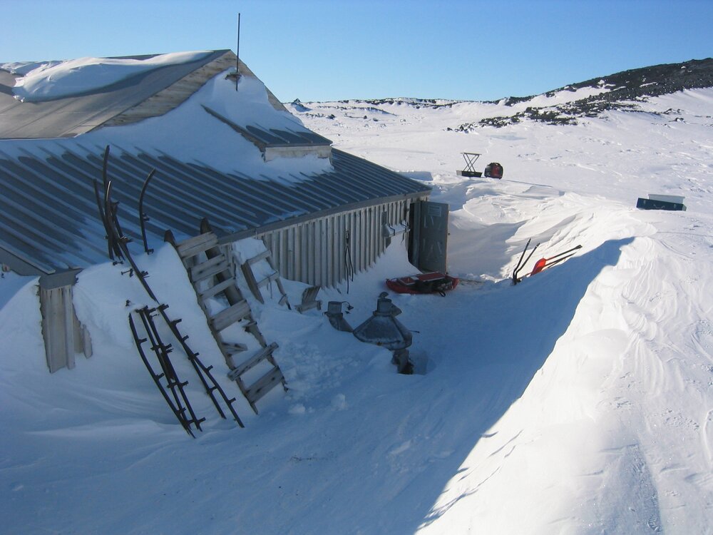 2006 Snow build-up along the West wall of Scott's 'Terra Nova' hut