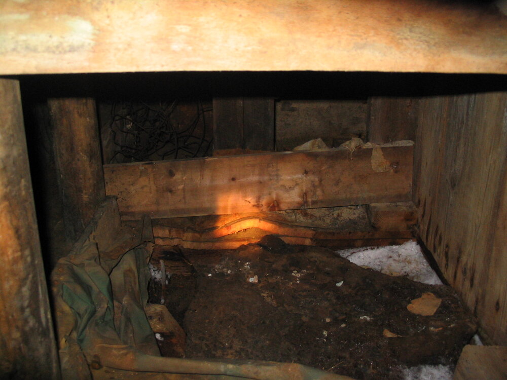 2006 Ice build-up inside Scott's 'Terra Nova' hut, Cape Evans