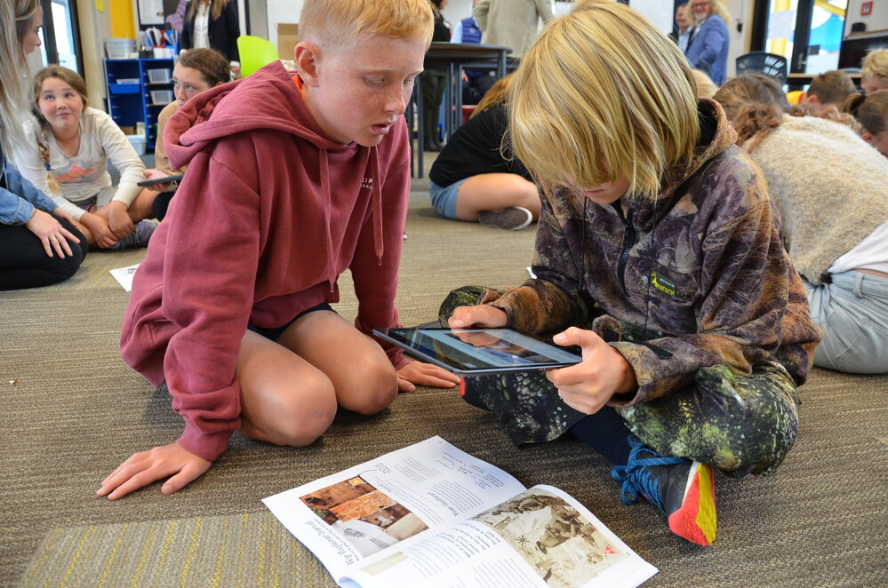 School students investigate AHT's My Explorer Journal (029)