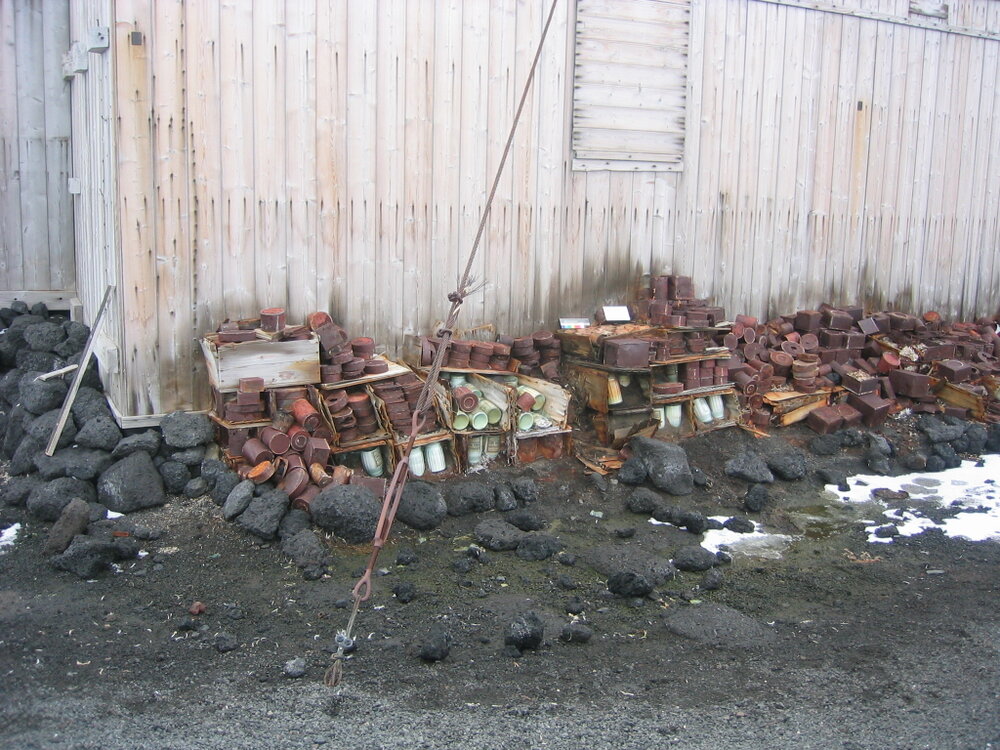 2003-04 Disintegrating Venesta boxes at Shackleton's 'Nimrod' Hut