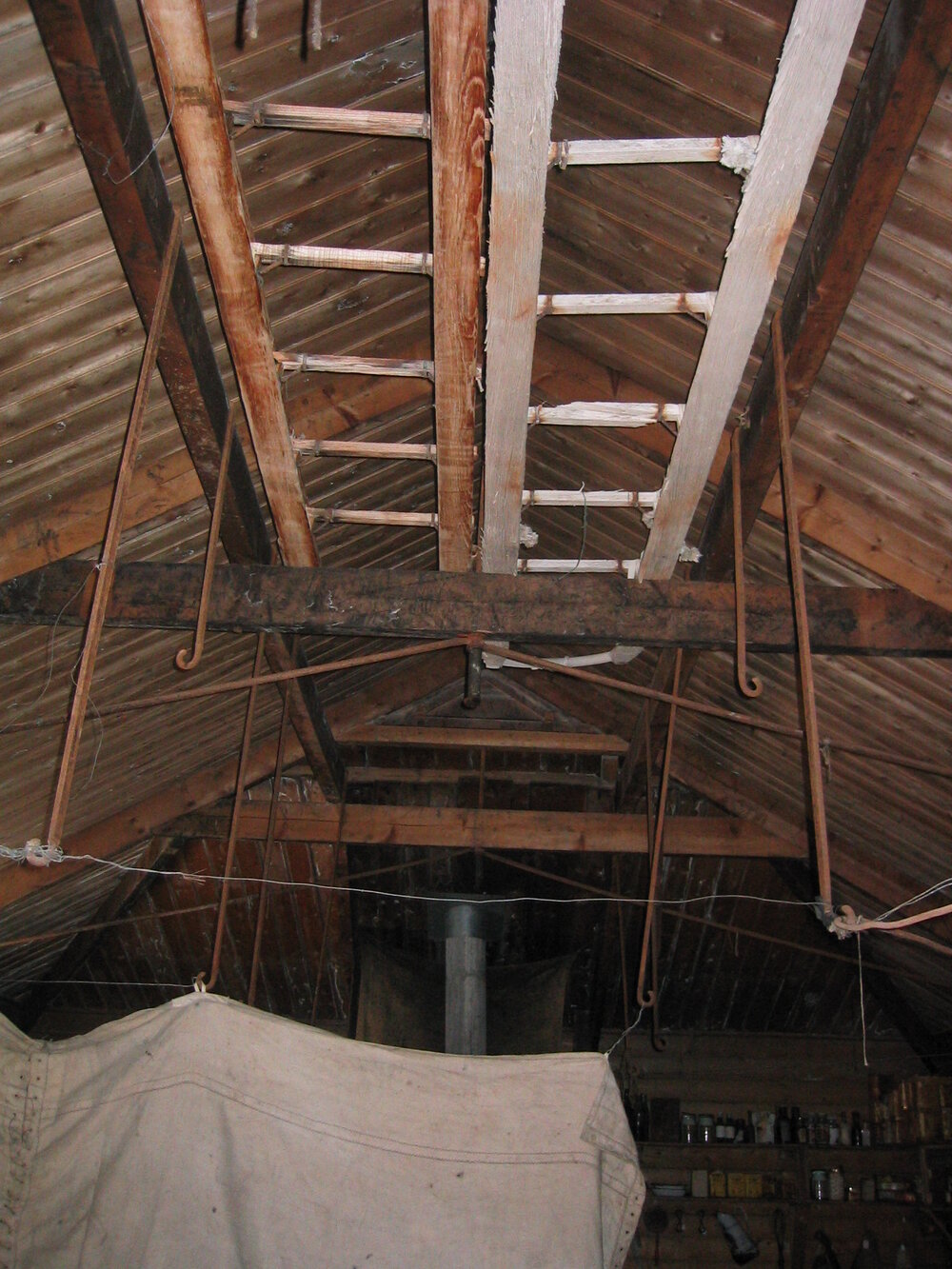2003-04 Ceiling, rafters and sleds in Shackleton's 'Nimrod' Hut
