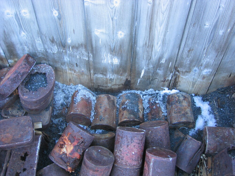 2003-04 Exterior wall and tins at Shackleton's 'Nimrod' Hut (004)