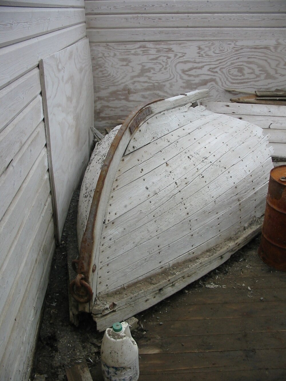 2003 K440 at Borchgrevink's Stores hut - Interior, whaleboat