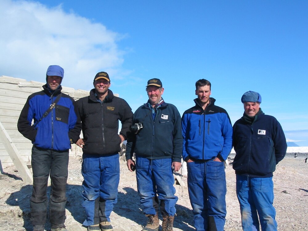 2003 K440 at Cape Adare - Team members outside Borchgrevink's Stores hut (002)