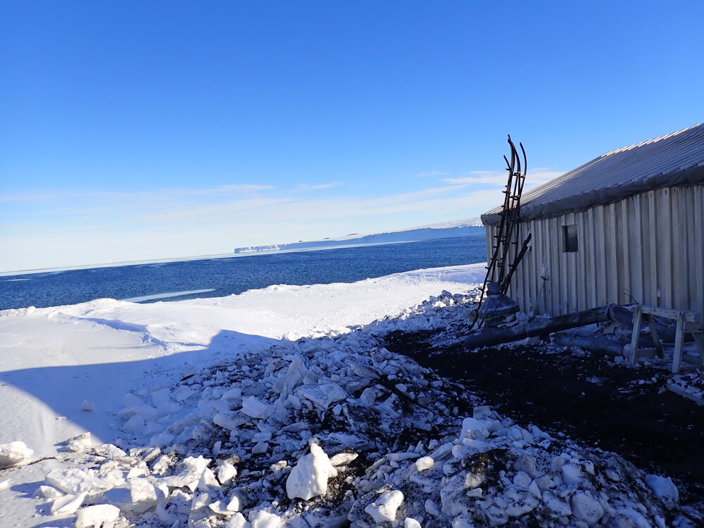 Snow surrounding Scott's 'Terra Nova' hut (001)