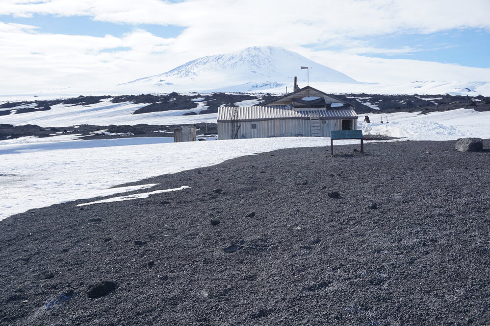 2019-20 Scott's 'Terra Nova' Hut (002)