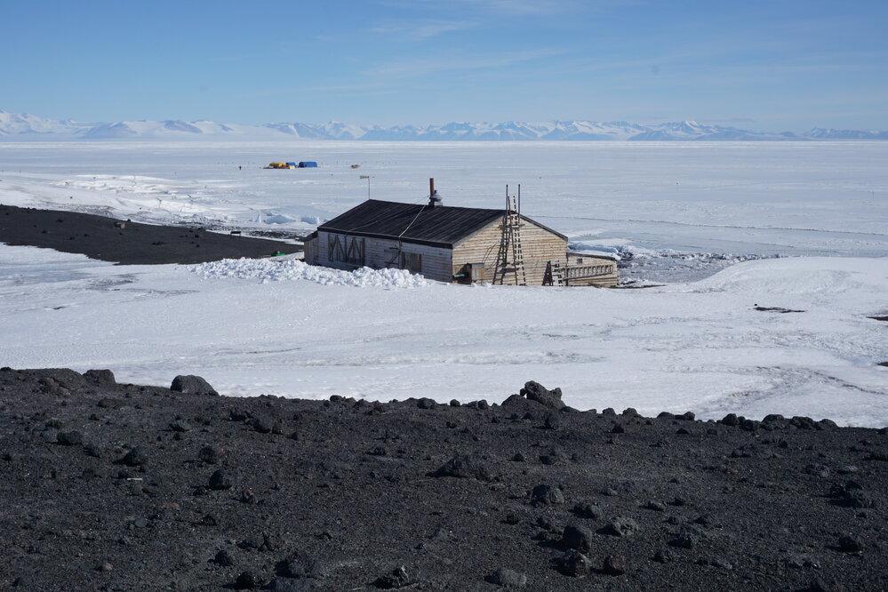 2019-20 Scott's 'Terra Nova' Hut at Cape Evans (004)