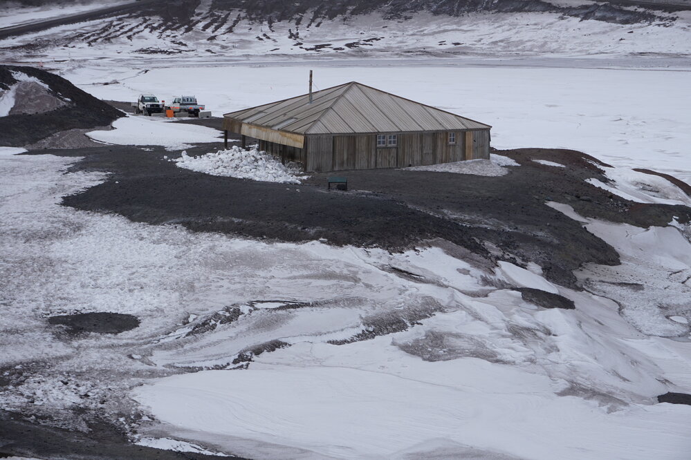 2019-20 Scott's 'Discovery' Hut (004)