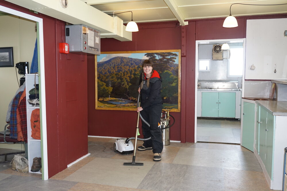 2019-20 AHT GM Operations and Communications Francesca Eathorne on vacuuming duty (001)