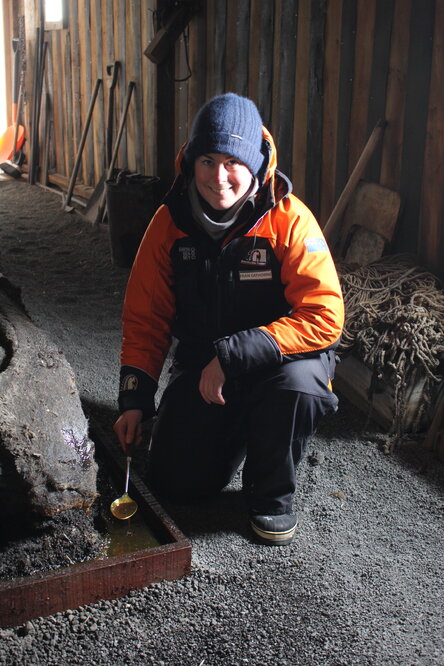 2019-20 Blubber run-off at Scott's 'Terra Nova' Hut