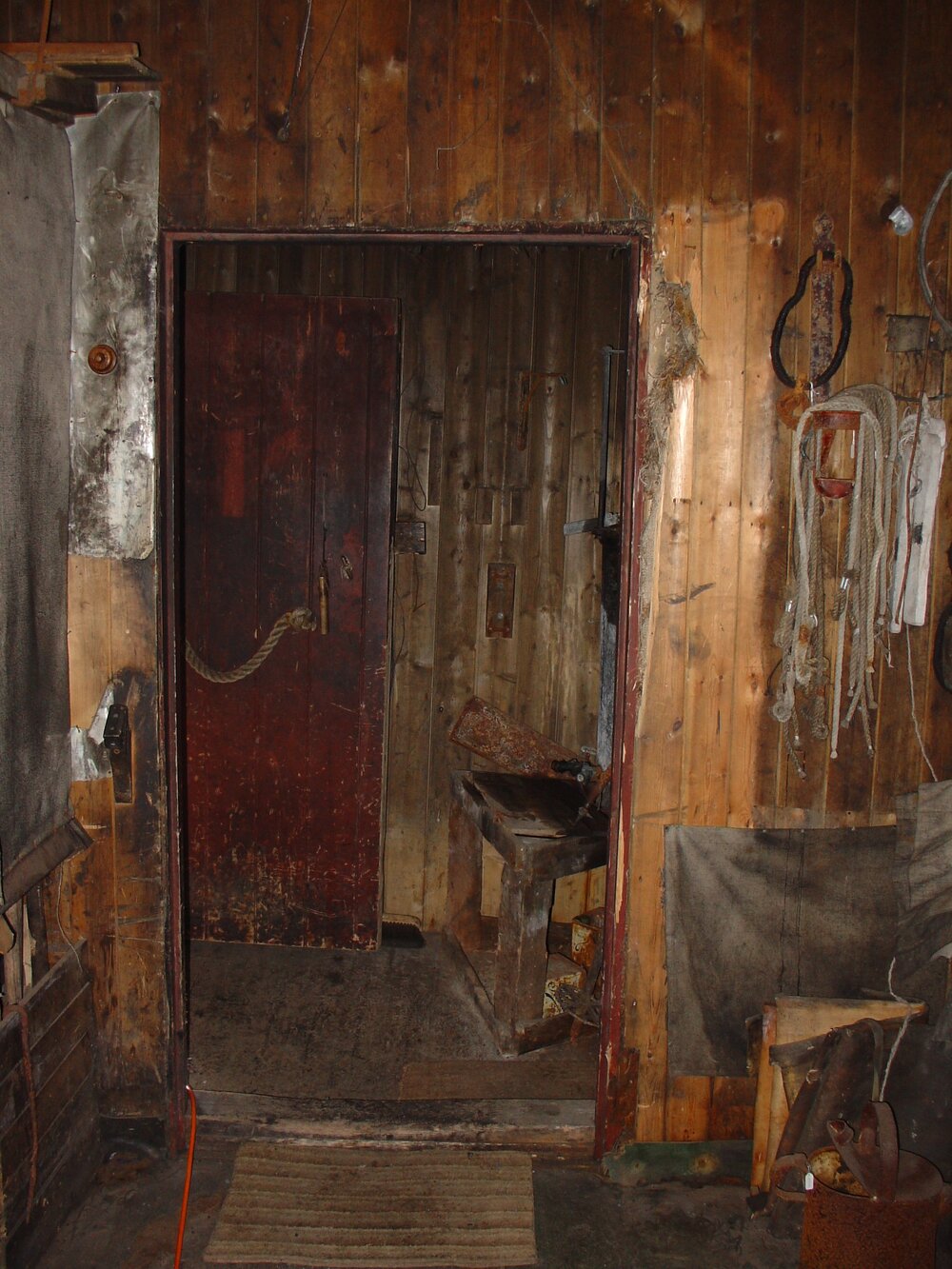 2003-04 Exit to cold porch in Scott's 'Terra Nova' Hut