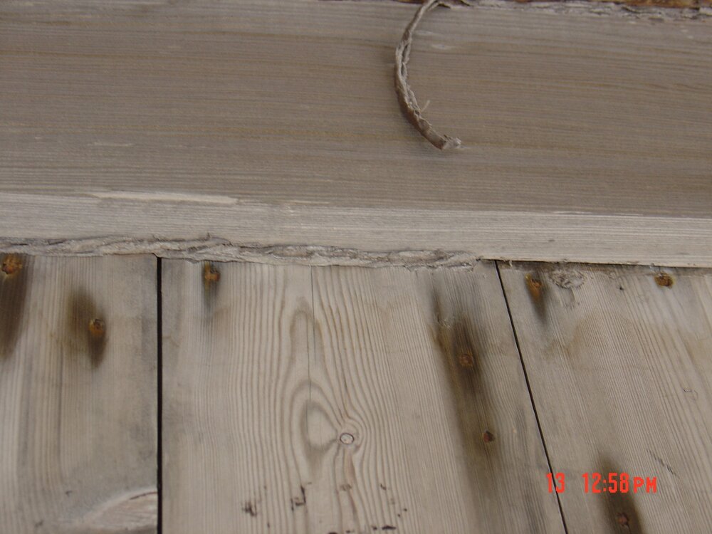 2003-04 Detail of rope caulking in gaps, Scott's 'Discovery' Hut