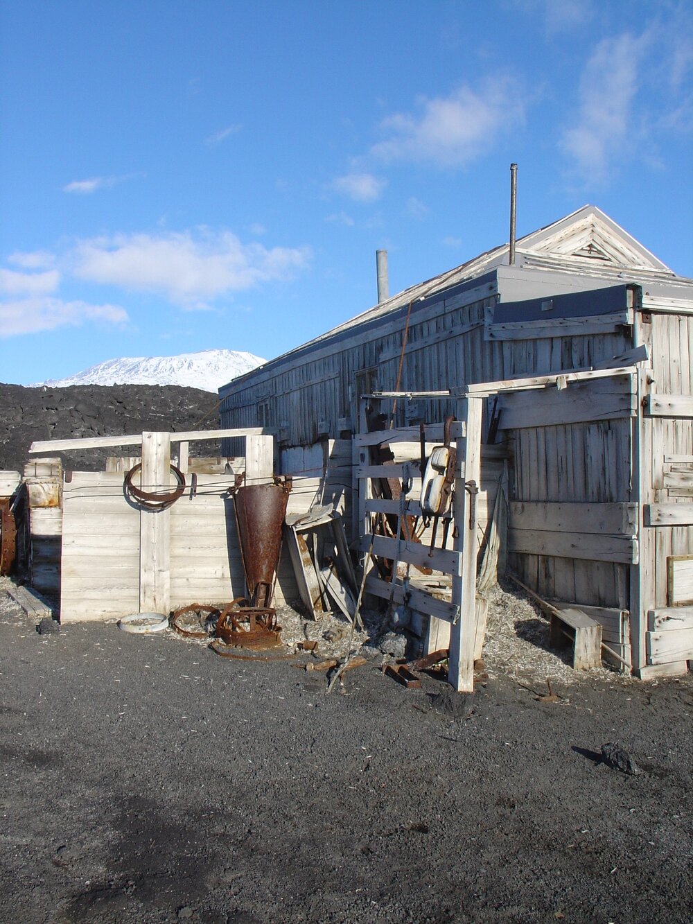 Stables area and Latrine, Shackleton's 'Nimrod' Hut 