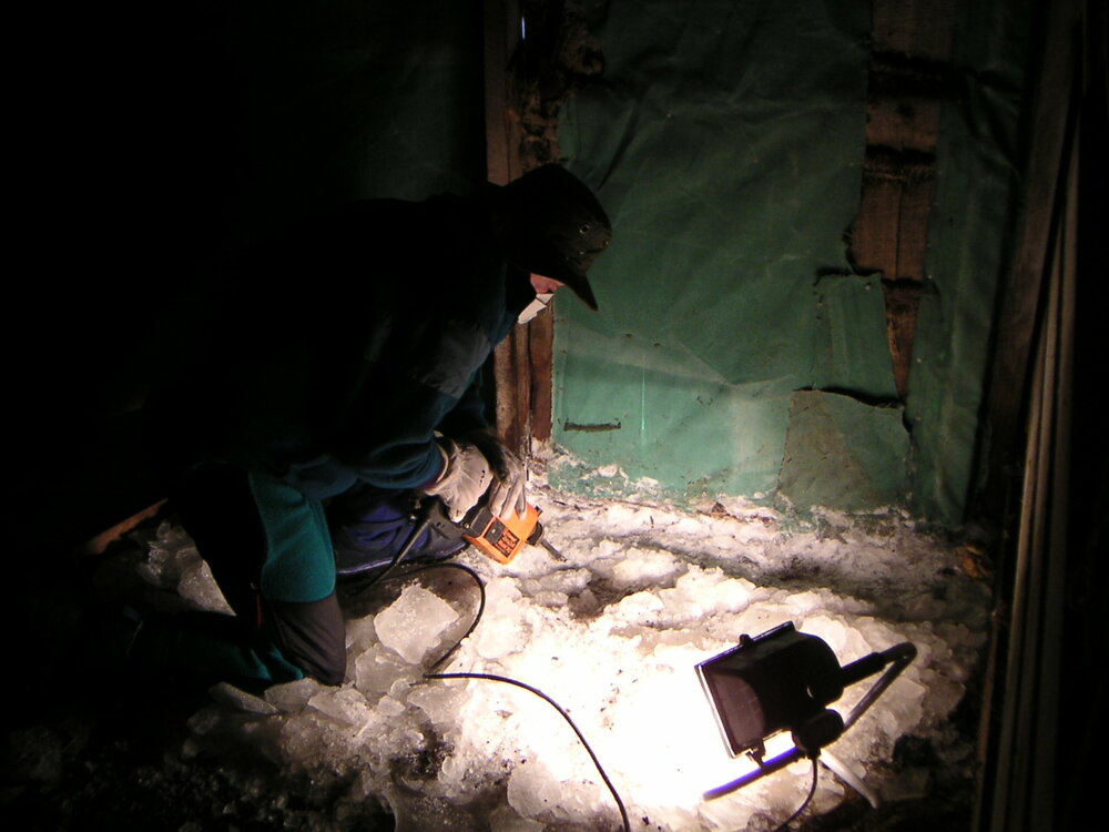 2002-03 Excavating ice in Annexe at Scott's 'Terra Nova' Hut