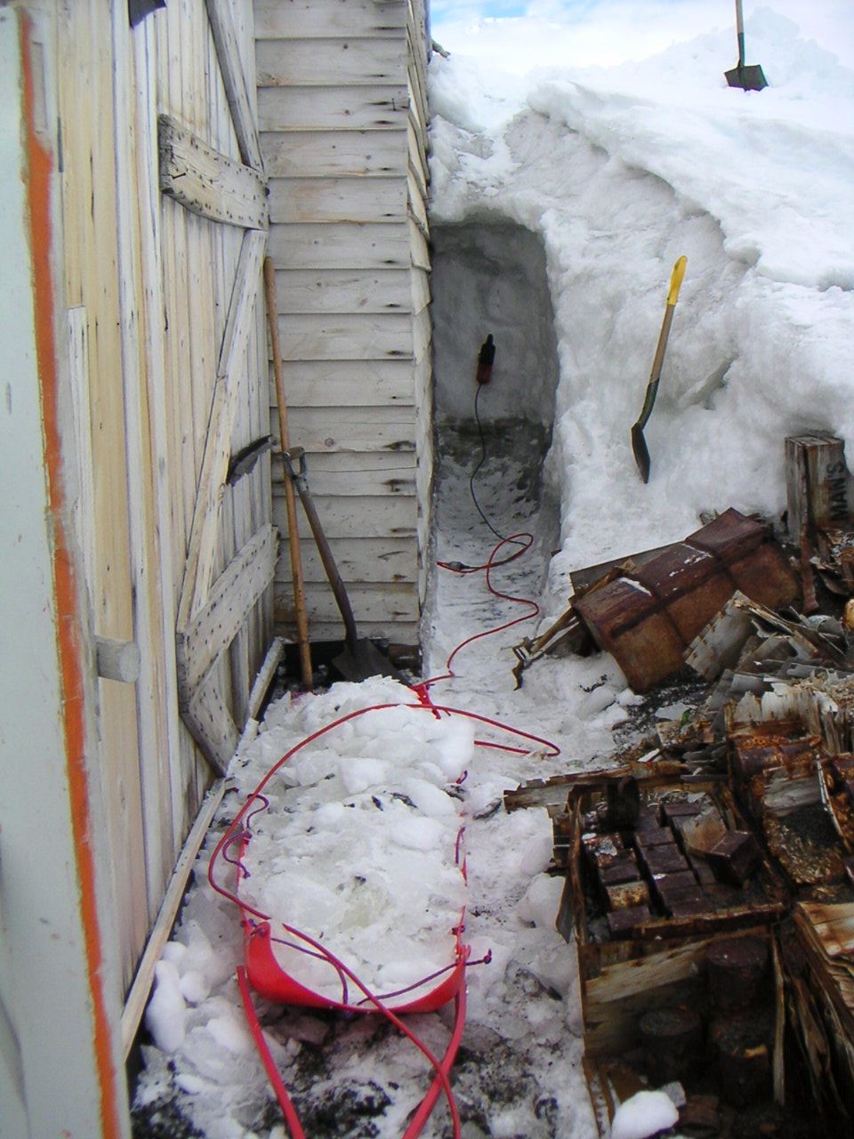 2002-03 Ice removal from south wall of Scott's 'Terra Nova' Hut