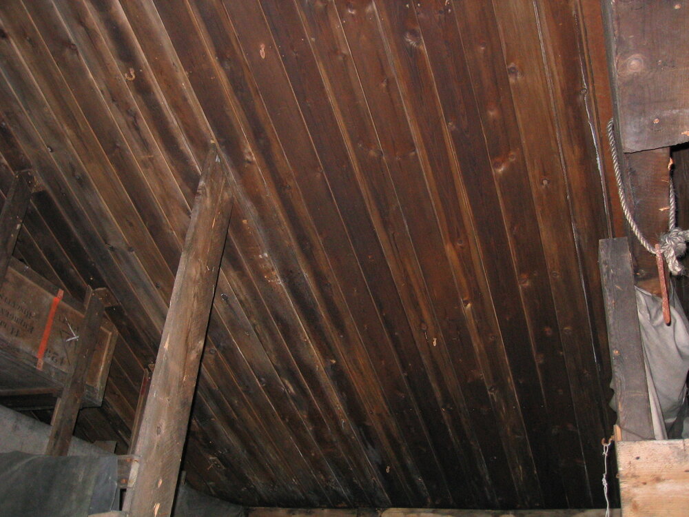 2003-04 Ceiling in Scott's 'Terra Nova' Hut (001)