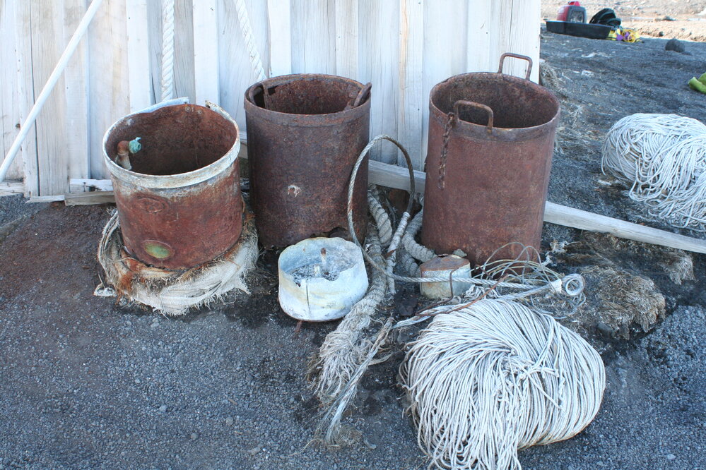 2008-09 'Terra Nova' hut, Western Annexe (022)