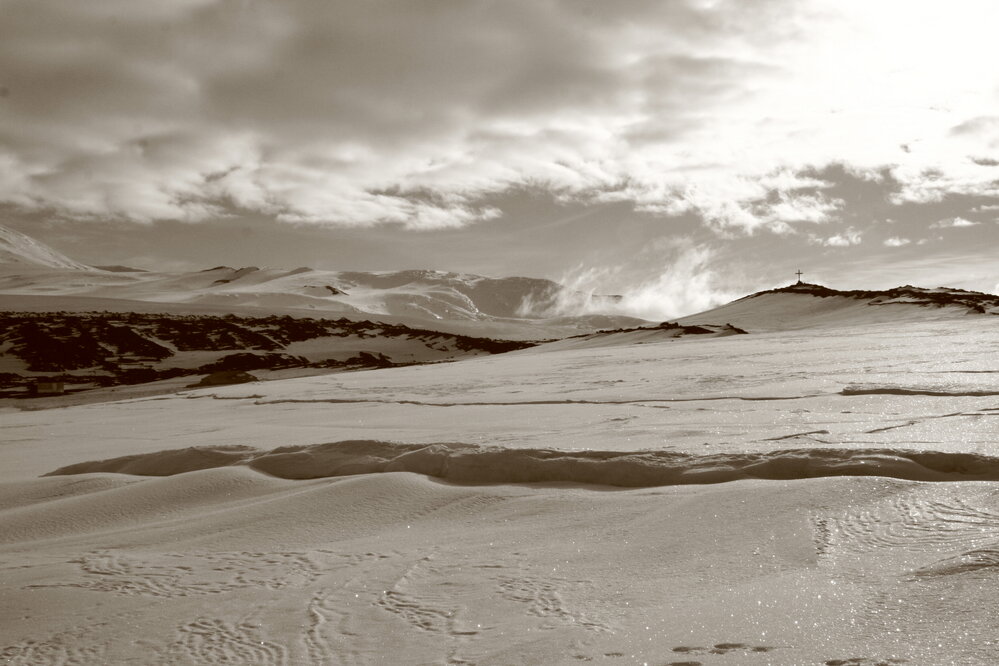 2008-09 'Terra Nova' hut, General exterior (164)