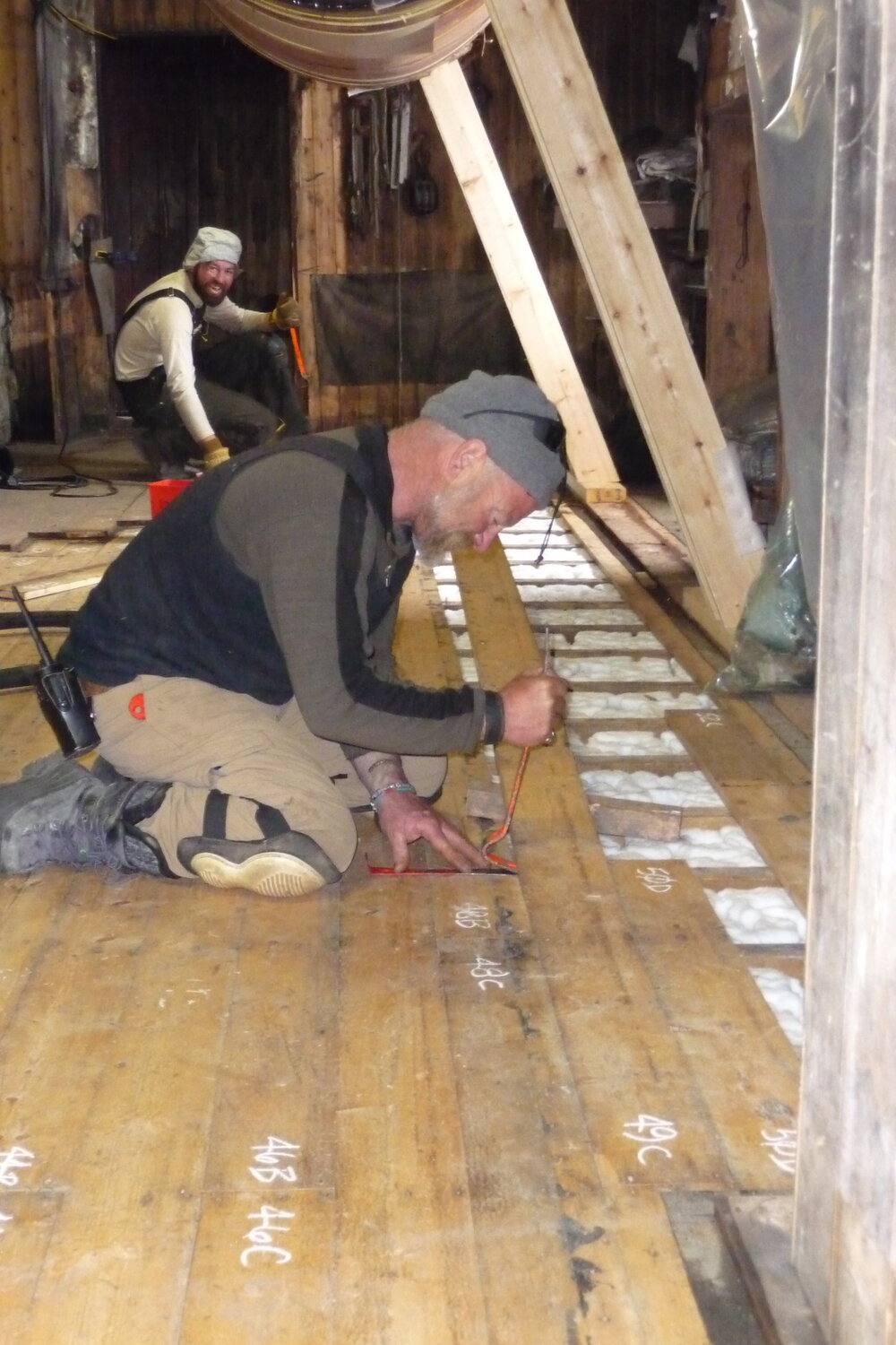 2008-09 'Terra Nova' hut, floor (323)