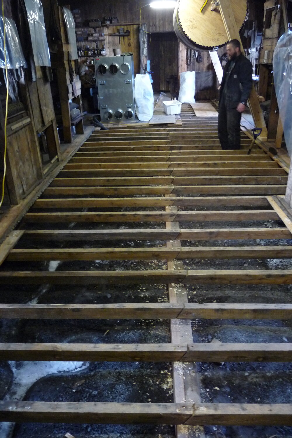 2008-09 'Terra Nova' hut, floor (373)