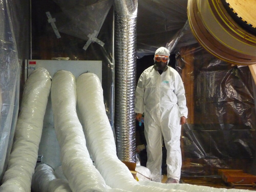 2008-09 'Terra Nova' hut, floor (448)