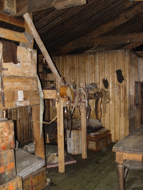 2004-05 Scott's 'Terra Nova' hut conservation (222)