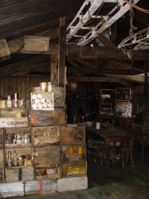 2004-05 Scott's 'Terra Nova' hut conservation (258)