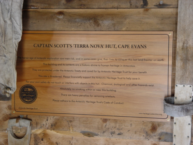 2004-05 Scott's 'Terra Nova' hut conservation (279)