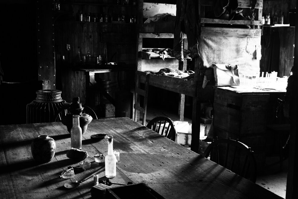 2008-09 'Terra Nova' hut, interior artefacts (215)