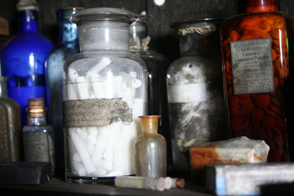 2008-09 'Terra Nova' hut, interior artefacts (240)