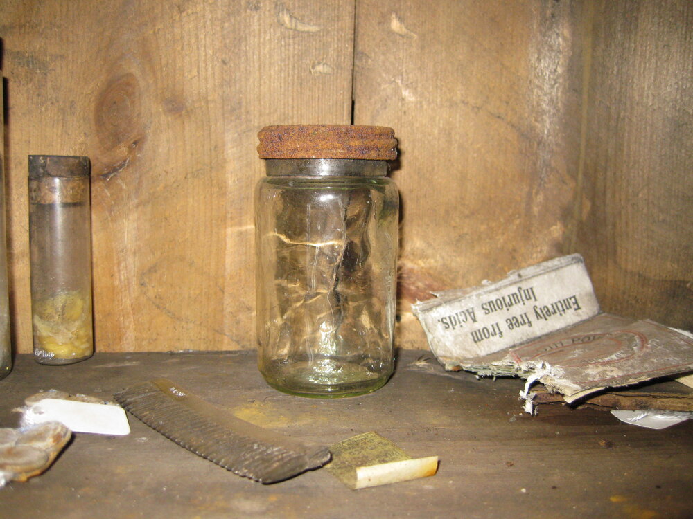 2008-09 'Terra Nova' hut, interior artefacts (356)