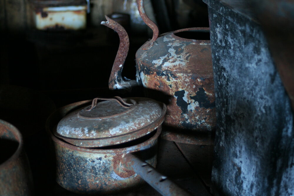 2008-09 'Terra Nova' hut, interior artefacts (374)