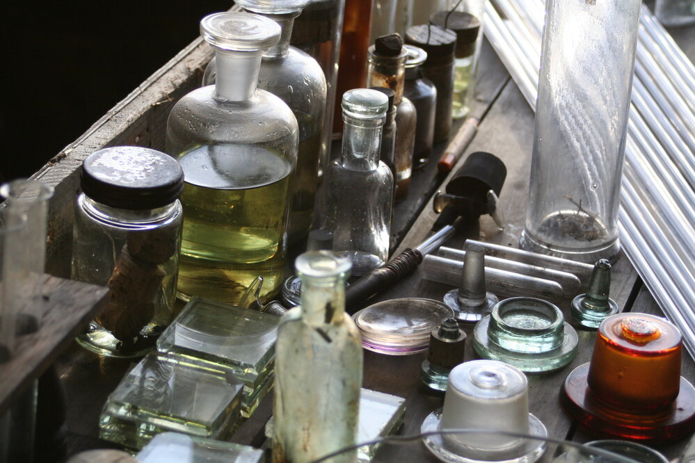 2008-09 'Terra Nova' hut, interior artefacts (407)