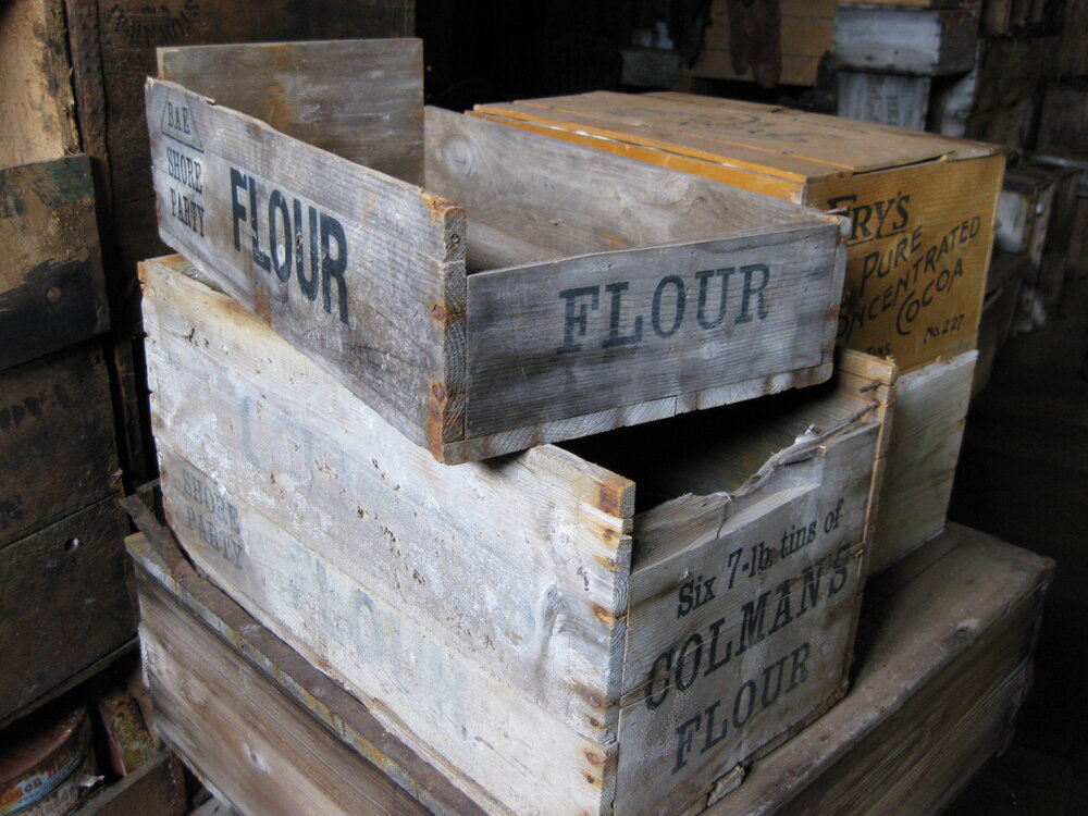 2008-09 'Terra Nova' hut, interior artefacts (417)