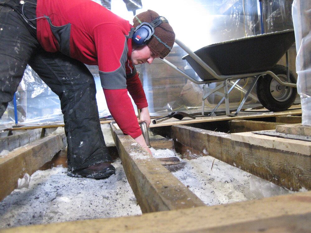 2008-09 'Terra Nova' hut, Floor (589)