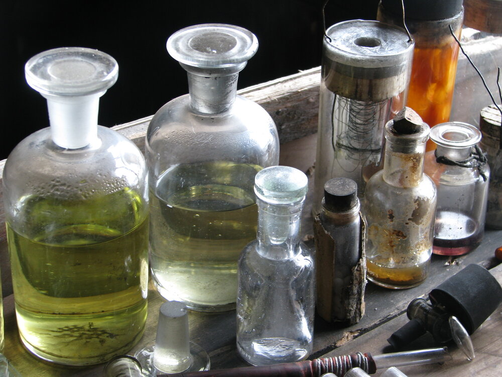 2008-09 'Terra Nova' hut, interior artefacts (031)