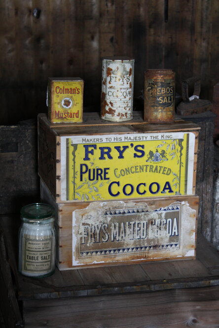 2008-09 'Terra Nova' hut, interior artefacts (075)