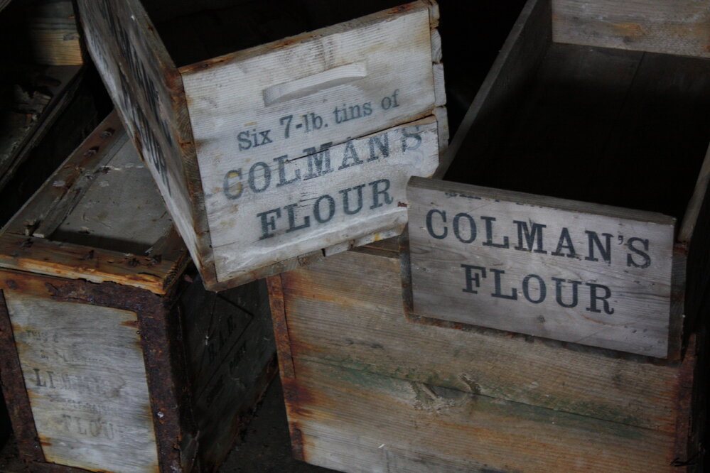 2008-09 'Terra Nova' hut, interior artefacts (085)