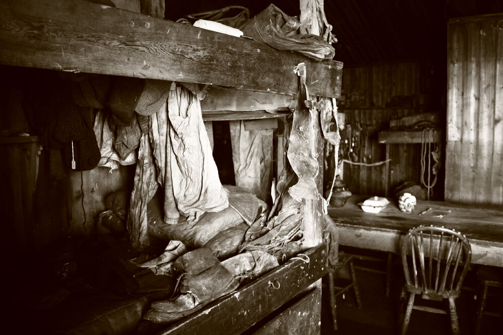 2008-09 'Terra Nova' hut, interior artefacts (107)
