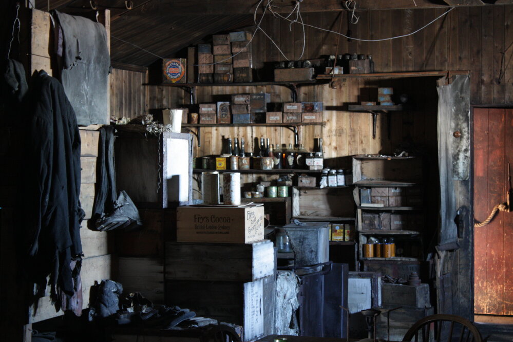 2008-09 'Terra Nova' hut, interior artefacts (128)